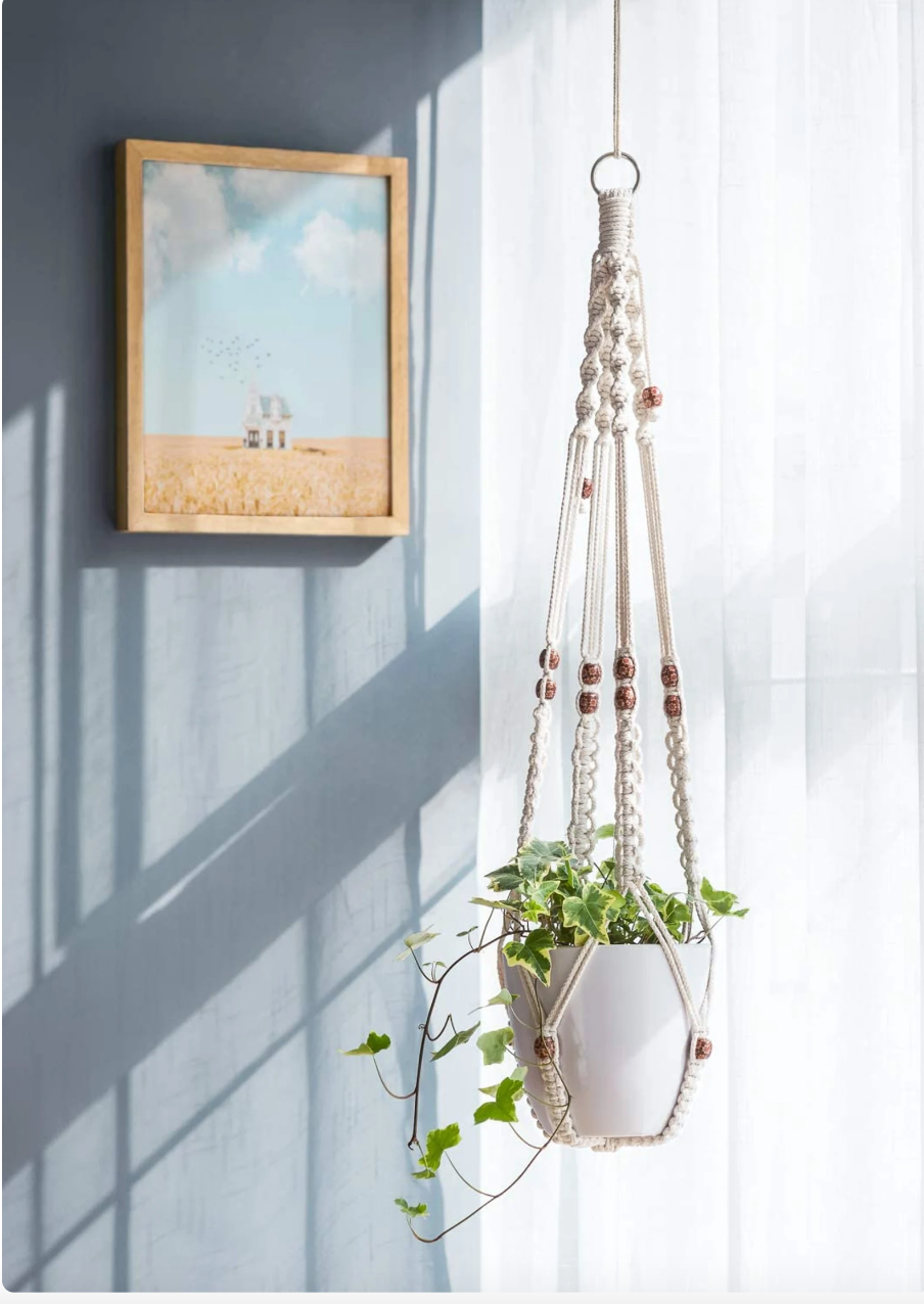 Macramé plant hanger with wooden beads